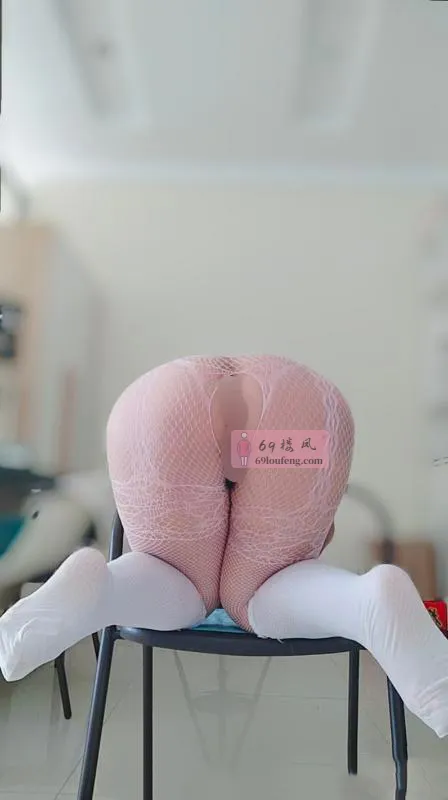 【园区】肥臀楼凤泄火 - 江苏-苏州 楼凤实拍第3张