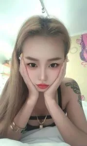 【江岸区】娇小骚女慧慧 真实工作室环境 (地点：湖北 - 武汉)