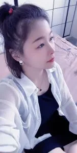 点击查看 辽宁 - 大连 【沙河口区】刘家桥少妇小六 更多实拍详情