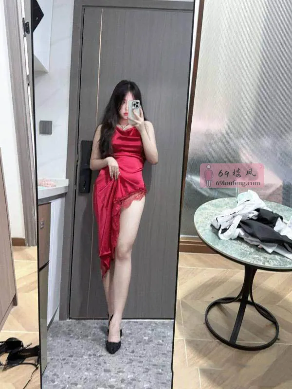 【龙华区】制服曼曼 - 广东-深圳 楼凤实拍第4张