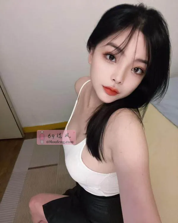 【龙华区】颜值虎牙妹文文 - 广东-深圳 楼凤实拍第1张