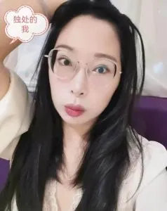 广东 - 广州 楼凤圈口碑推荐：【天河区】三通后花园少妇 照片