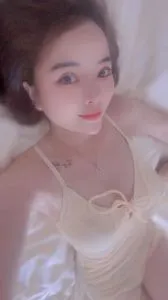 点击查看 广东 - 惠州 惠州市大波少妇燕子 更多实拍详情