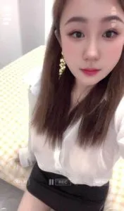 上海 - 普陀区 楼凤圈口碑推荐：风骚型大奶少妇 照片