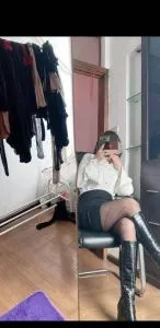 重庆 - 江北区 宅男福利推荐：丝足少妇 实景