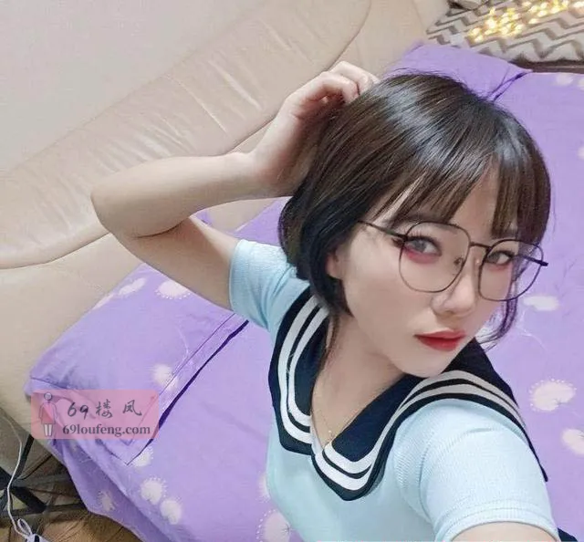 【上城区】反差眼镜妹 - 浙江-杭州 楼凤实拍第3张