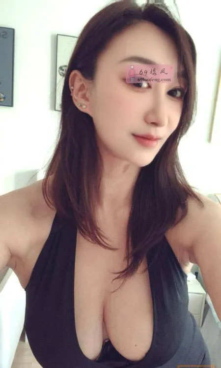 身材高挑大胸老师 - 北京-朝阳区 楼凤实拍第1张