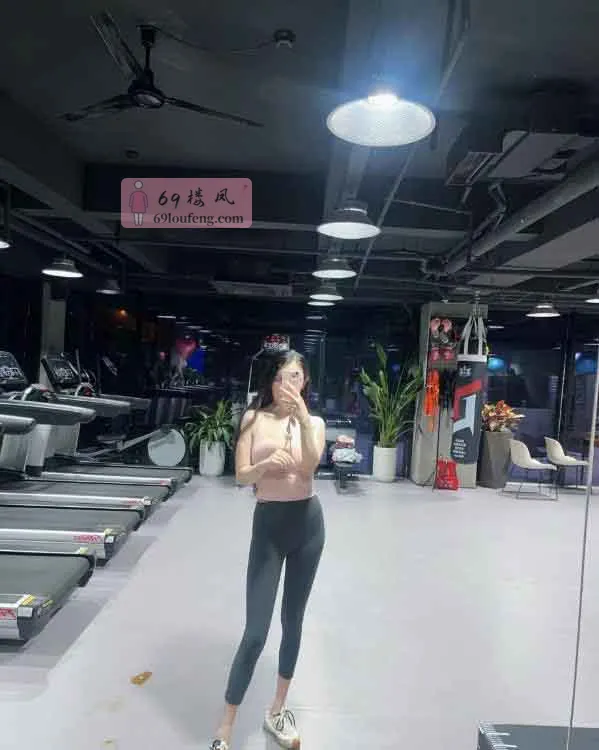 完美身材长腿颜值老师 - 北京-丰台区 楼凤实拍第4张