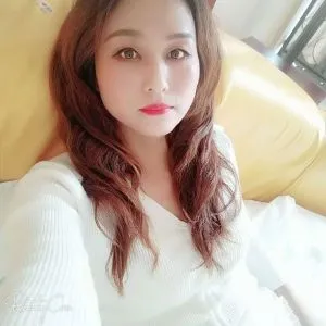 验证白虎少妇 真实工作室环境 (地点：河南 - 郑州)