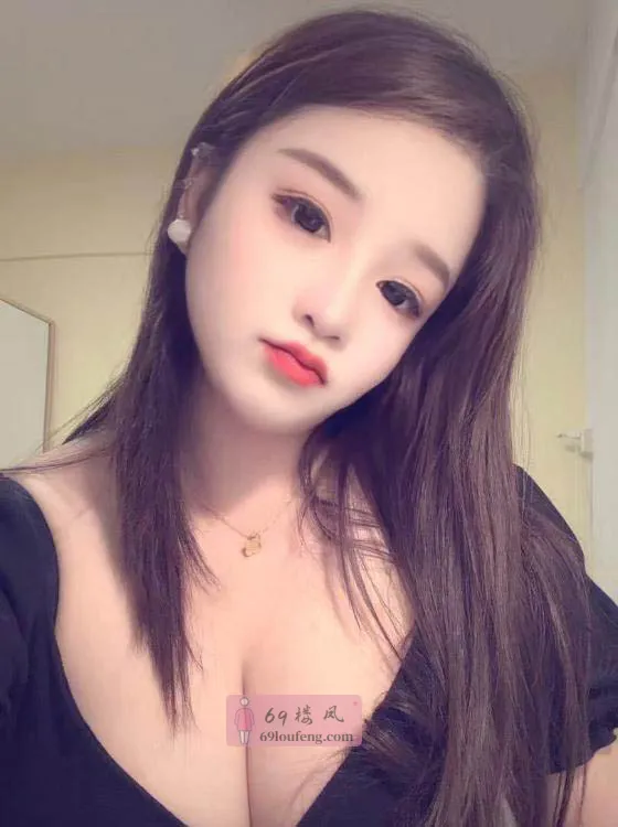 性感巨乳小桃子 - 广东-广州 楼凤实拍第3张