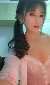 安徽 - 芜湖 宅男福利推荐：玲珑御姐 实景