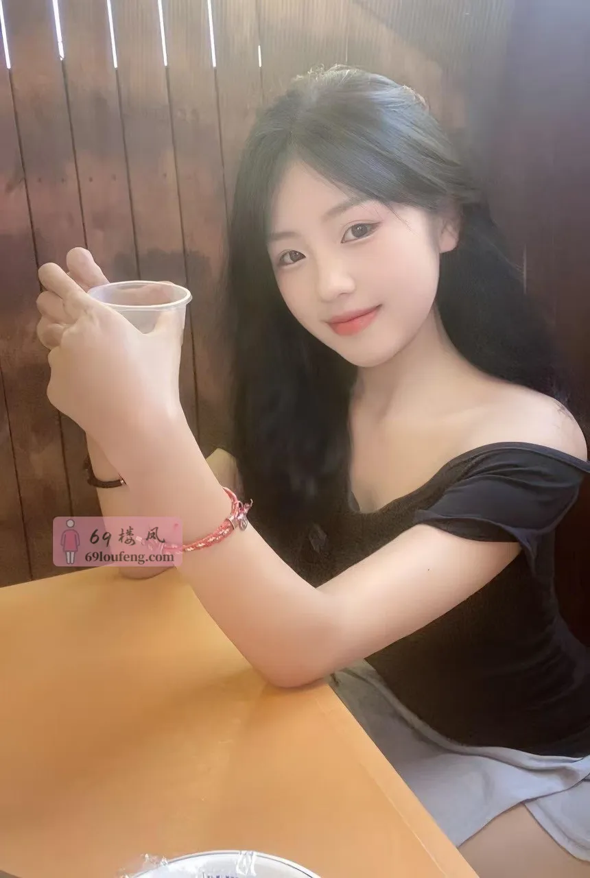 年轻漂亮妹妹居家兼职 - 北京-朝阳区 楼凤实拍第2张