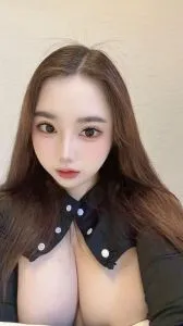 罗湖E杯大胸素素 广东 - 深圳线下实拍无遮挡