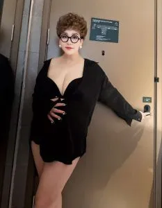 上海 - 虹口区楼凤实景图推荐 - 虹口少妇验证