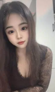 天桥性感小妹 真实工作室环境 (地点：山东 - 济南)