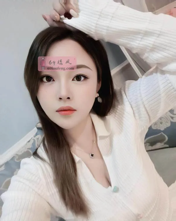 大胸气质小美女 - 湖北-宜昌 楼凤实拍第2张