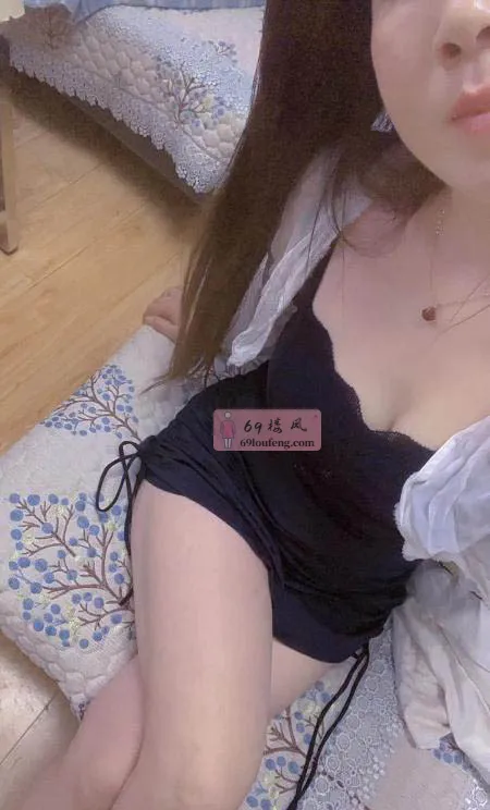 温柔兼职美女 - 江苏-南京 楼凤实拍第2张