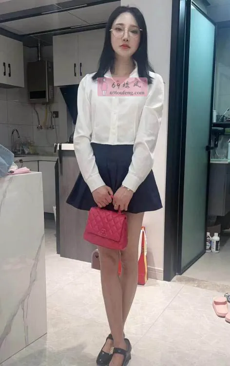 职业装泄火体验 - 江苏-南京 楼凤实拍第1张