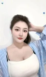 四川 - 成都高颜值老师锦江咪咪实拍