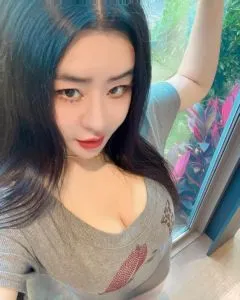 【独家】广东 - 广州 老师  海珠区蜜桃臀卡卡 内部实拍