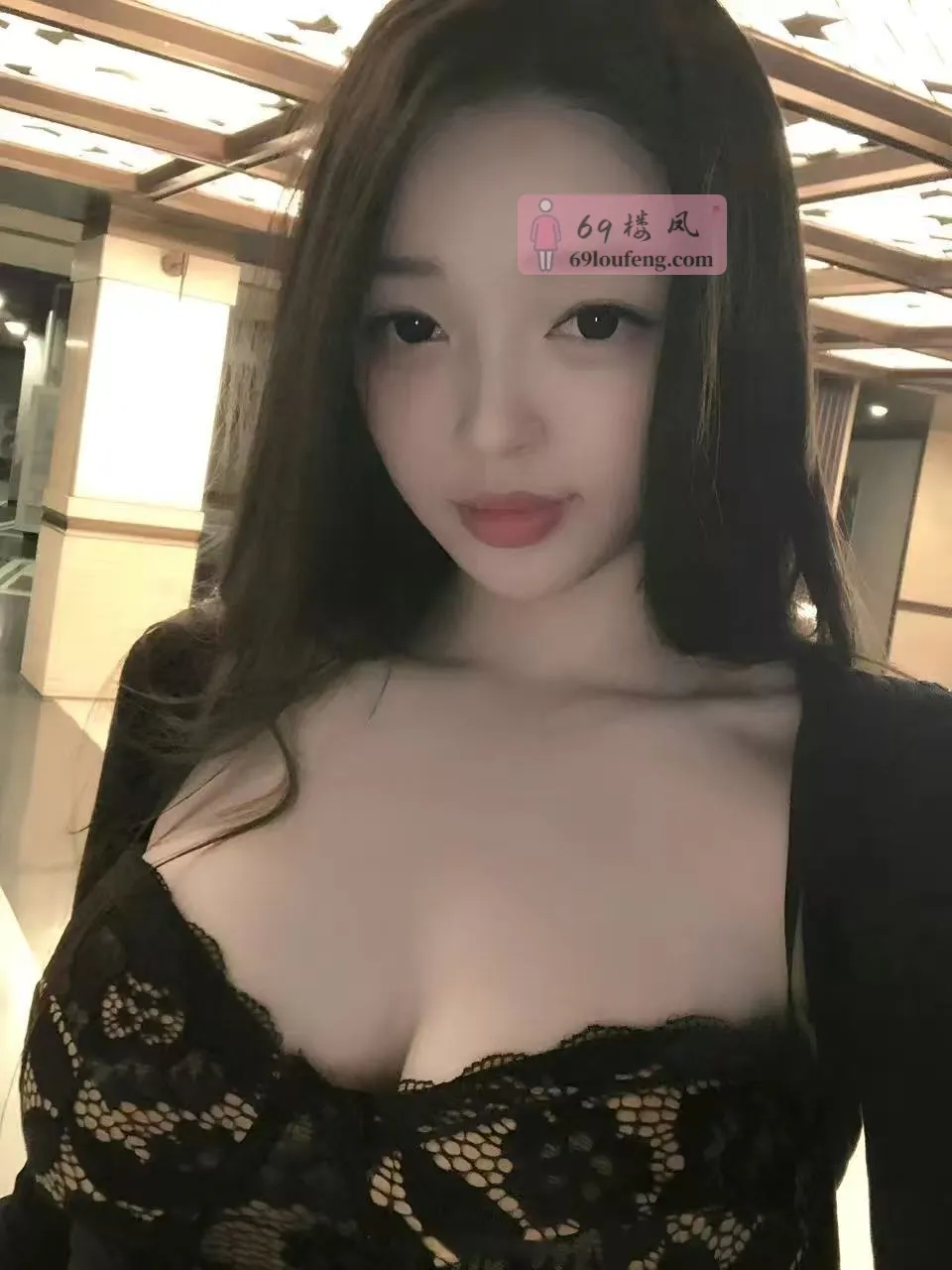 罗湖大胸兼职妹子 - 广东-深圳 楼凤实拍第1张