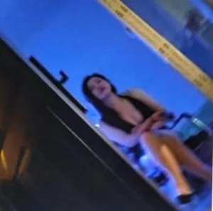 短发小姐姐 暗巷偷拍 江苏-南京