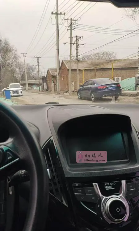 北辰一条街 - 天津-北辰区 楼凤实拍第4张