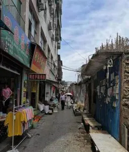 莲湖区王家巷站姐 暗巷偷拍 陕西-西安