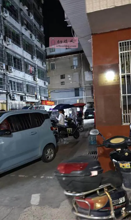 乐清市区小巷子 - 浙江-温州 楼凤实拍第1张