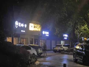 万寿桥老城区扫街 暗巷偷拍 湖北-宜昌