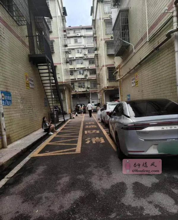 长沙扫街 - 湖南-长沙 楼凤实拍第4张