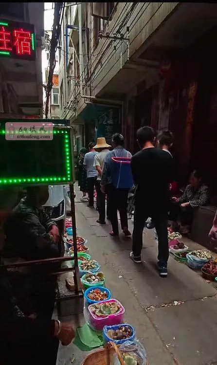 机场最近暗巷 - 云南-昆明 楼凤实拍第1张