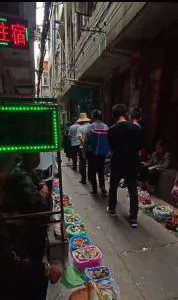 机场最近暗巷 - 云南-昆明 巷子里爱情故事实拍