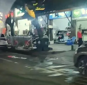 思亭路站街小妹 云南-普洱 快餐服务实景图