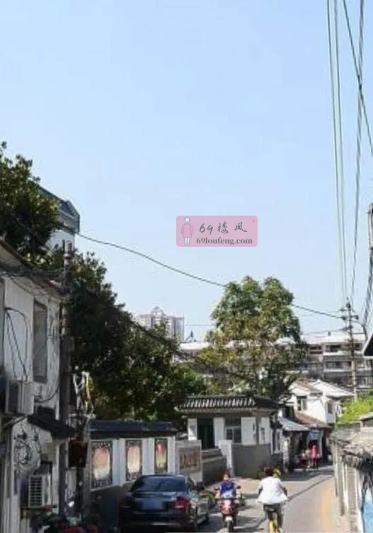 秦淮区站街有年轻妹 - 江苏-南京 楼凤实拍第1张