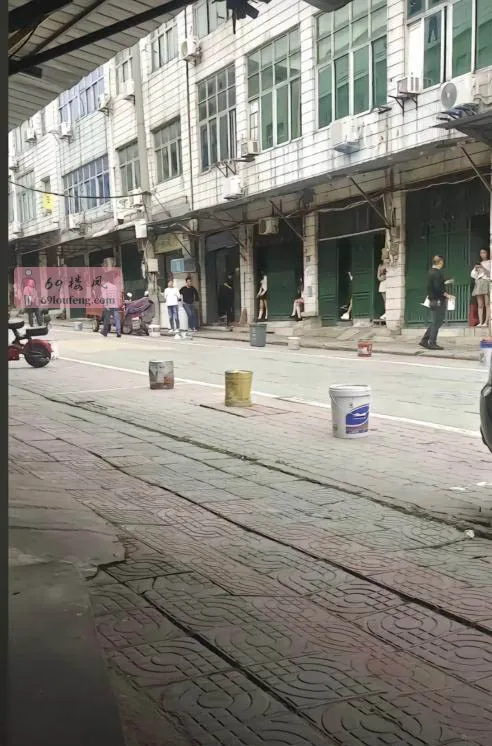 沌口站街 - 湖北-武汉 楼凤实拍第1张