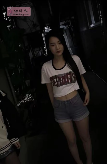 湾华公园池塘边的巷子 - 广东-佛山 楼凤实拍第1张