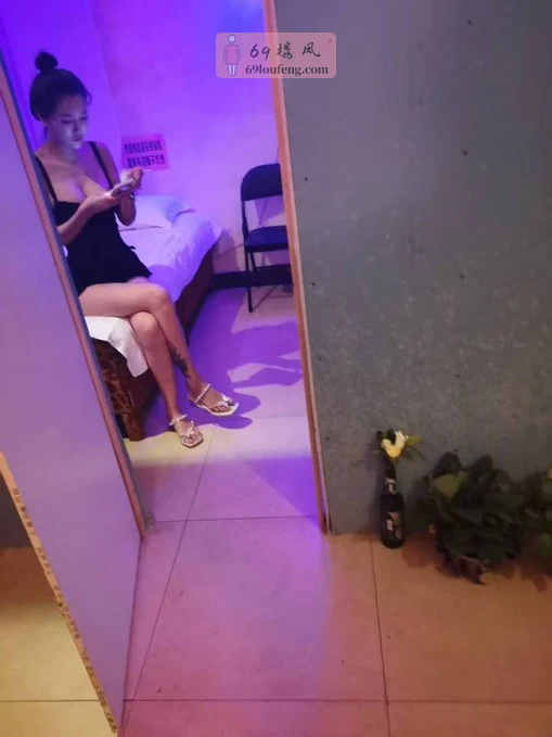 定位到漷兴二街与市场路交口向东 - 北京 楼凤实拍第1张