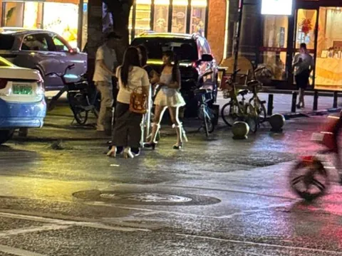 花园口村两侧 河南-郑州 失足女实拍