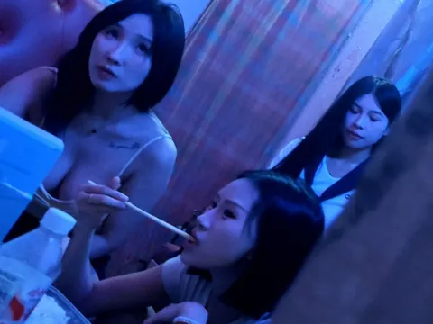 新华西南一街2-18 暗巷偷拍 福建-漳州