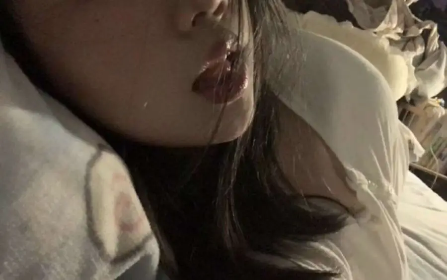 苏州小虎牙小骚货 - 江苏-苏州 楼凤实拍第2张