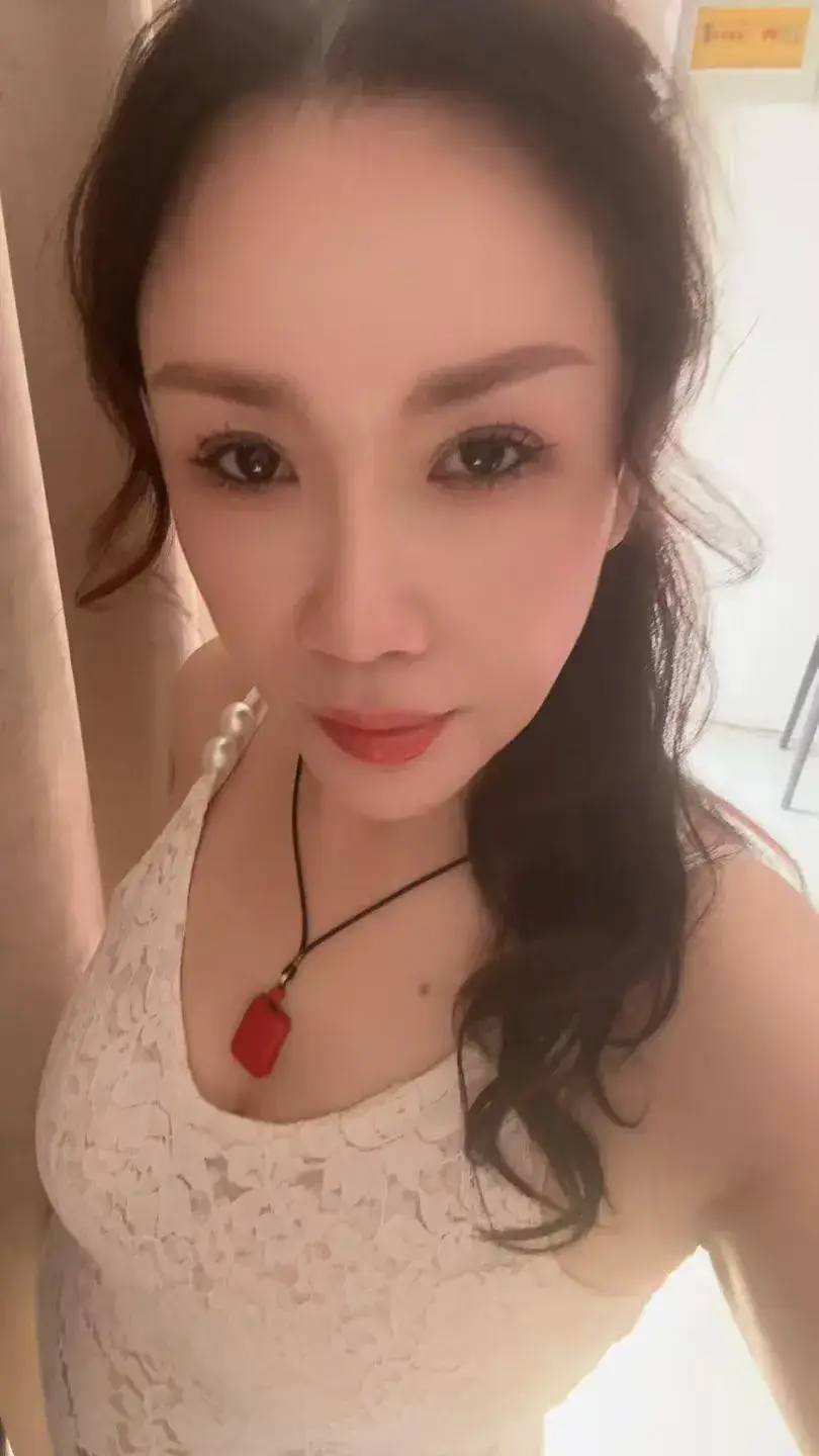 东北长腿美人少妇 - 江苏-苏州 楼凤实拍第4张