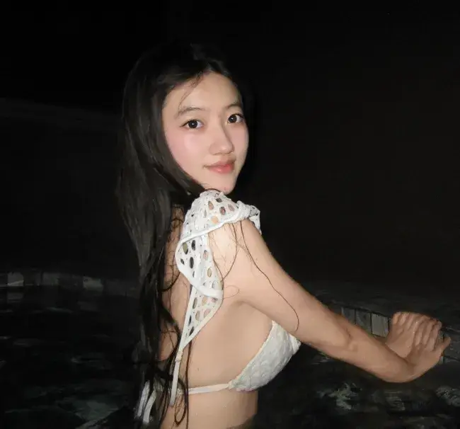 浙江 - 杭州高颜值老师清纯学妹肤白貌美颜值女友实拍