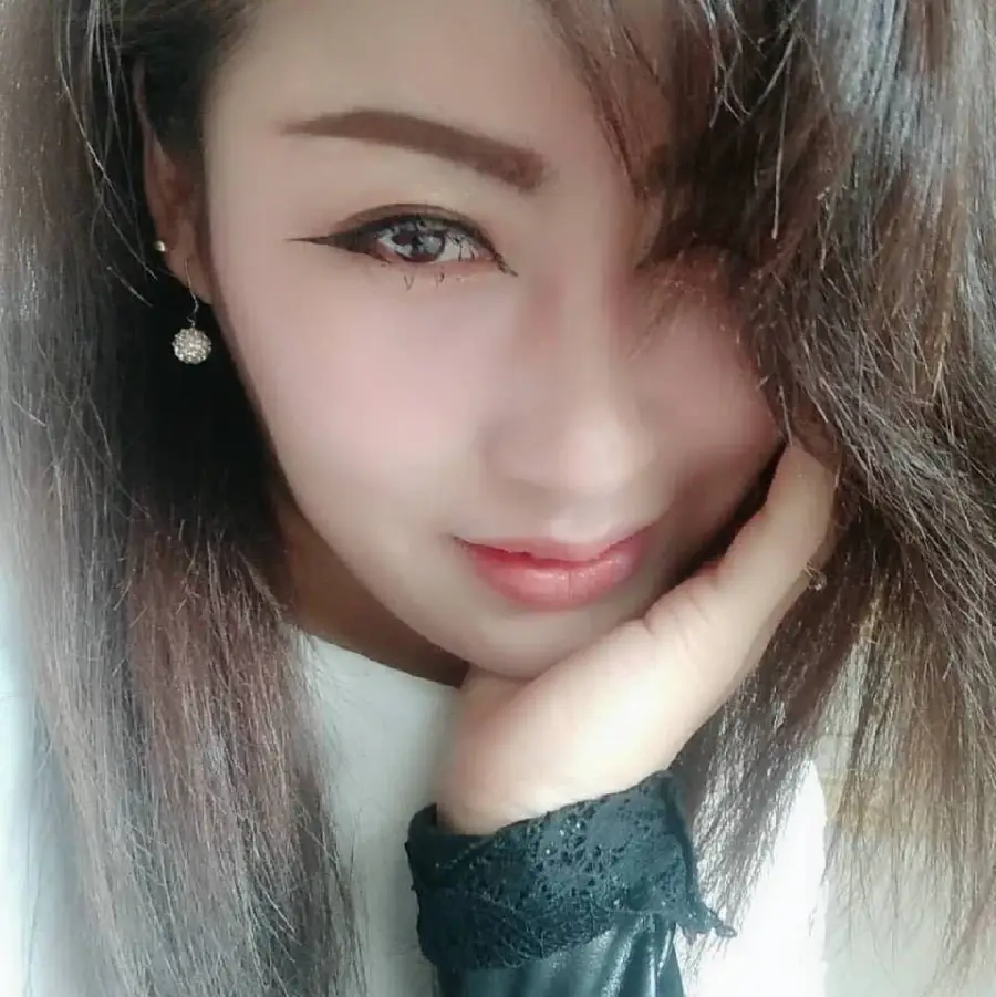 骚货然然 真实工作室环境 (地点：黑龙江 - 哈尔滨)