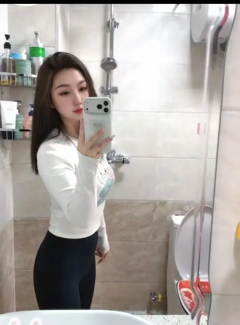 北京朝阳美胸逼粉 现场拍摄照片 (北京 - 朝阳区)