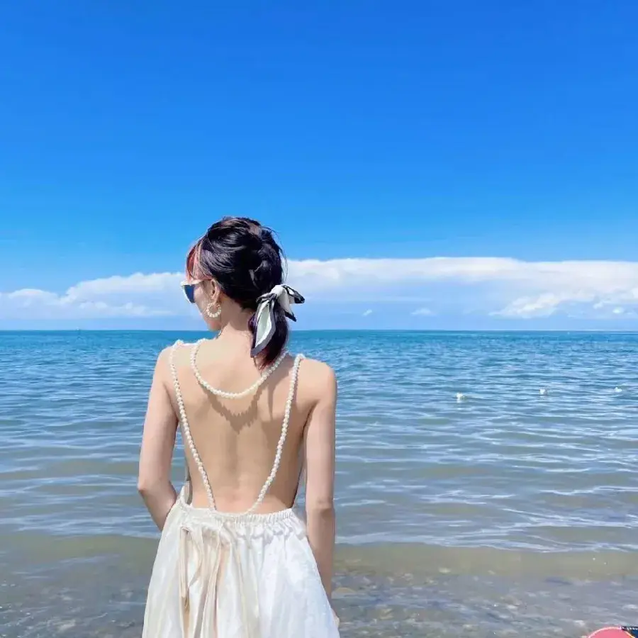 兰州依依妹子 真实工作室环境 (地点：甘肃 - 兰州)