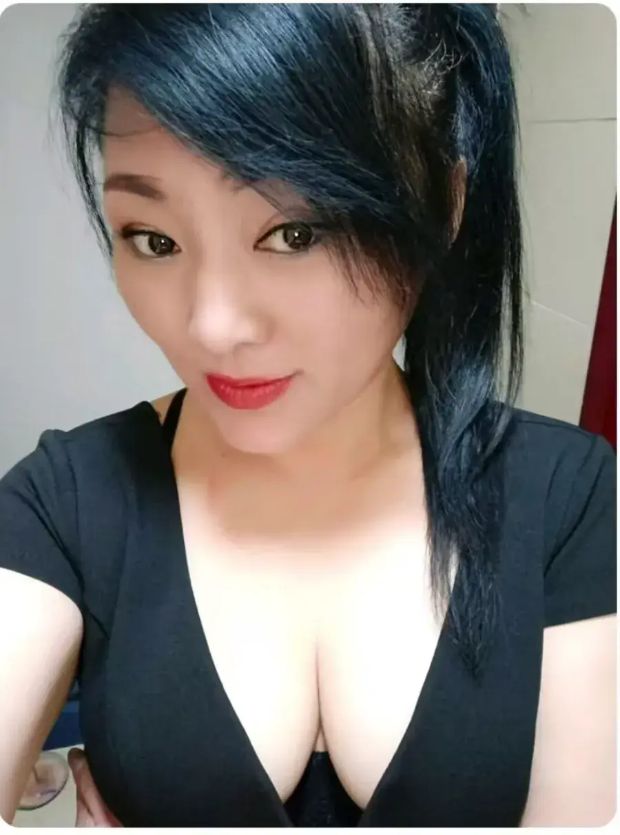 服务系三通熟女姐姐 - 陕西-西安 楼凤实拍第2张