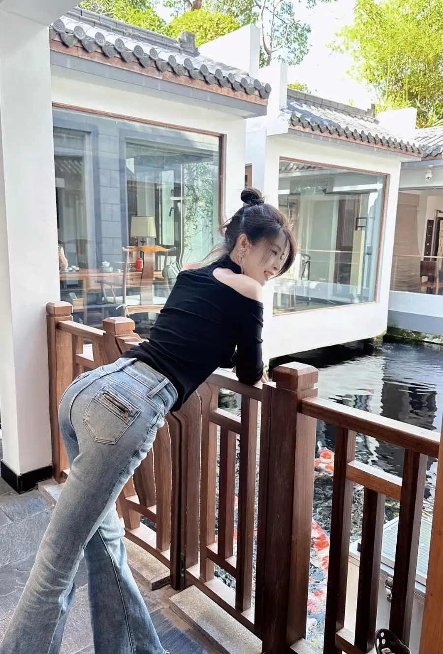 长沙高铁在职乘务御姐 - 湖南-长沙 楼凤实拍第4张