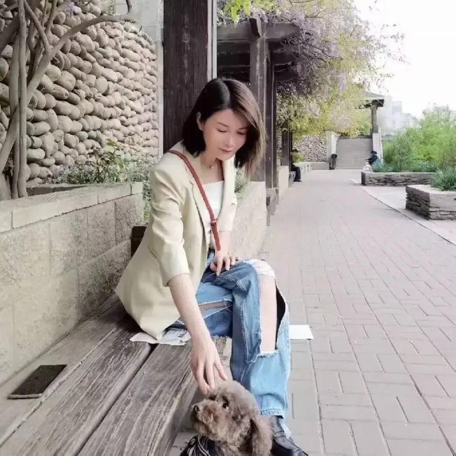 【角门东】瘦瘦美腿丝袜胸软 - 北京-丰台区 楼凤实拍第4张