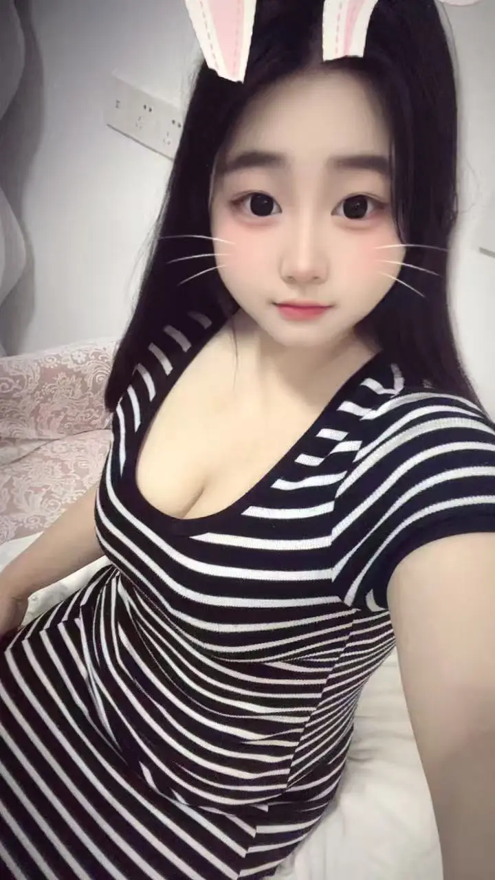 【独家】四川 - 成都 老师 郫都嫩妹 内部实拍